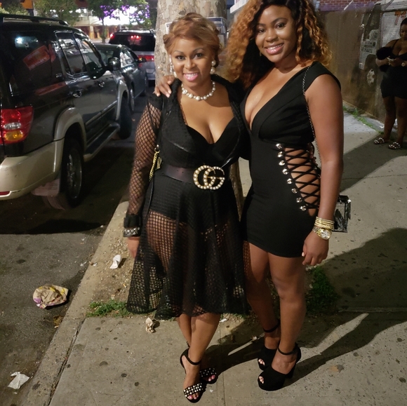 Guess Shoes - Picture 8 of 8